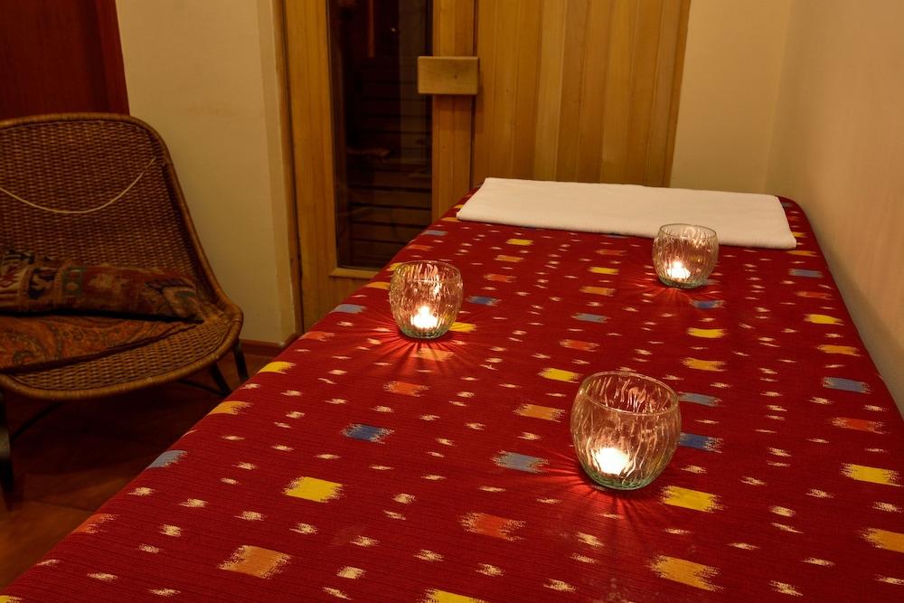 Urban Lodge Hotel Rooms And Suits Τυφλίδα Εξωτερικό φωτογραφία