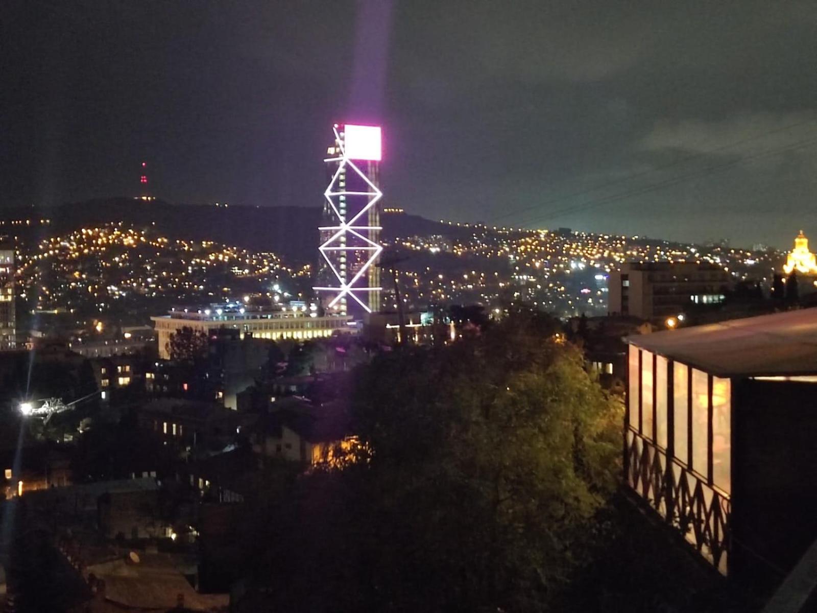 Urban Lodge Hotel Rooms And Suits Τυφλίδα Εξωτερικό φωτογραφία