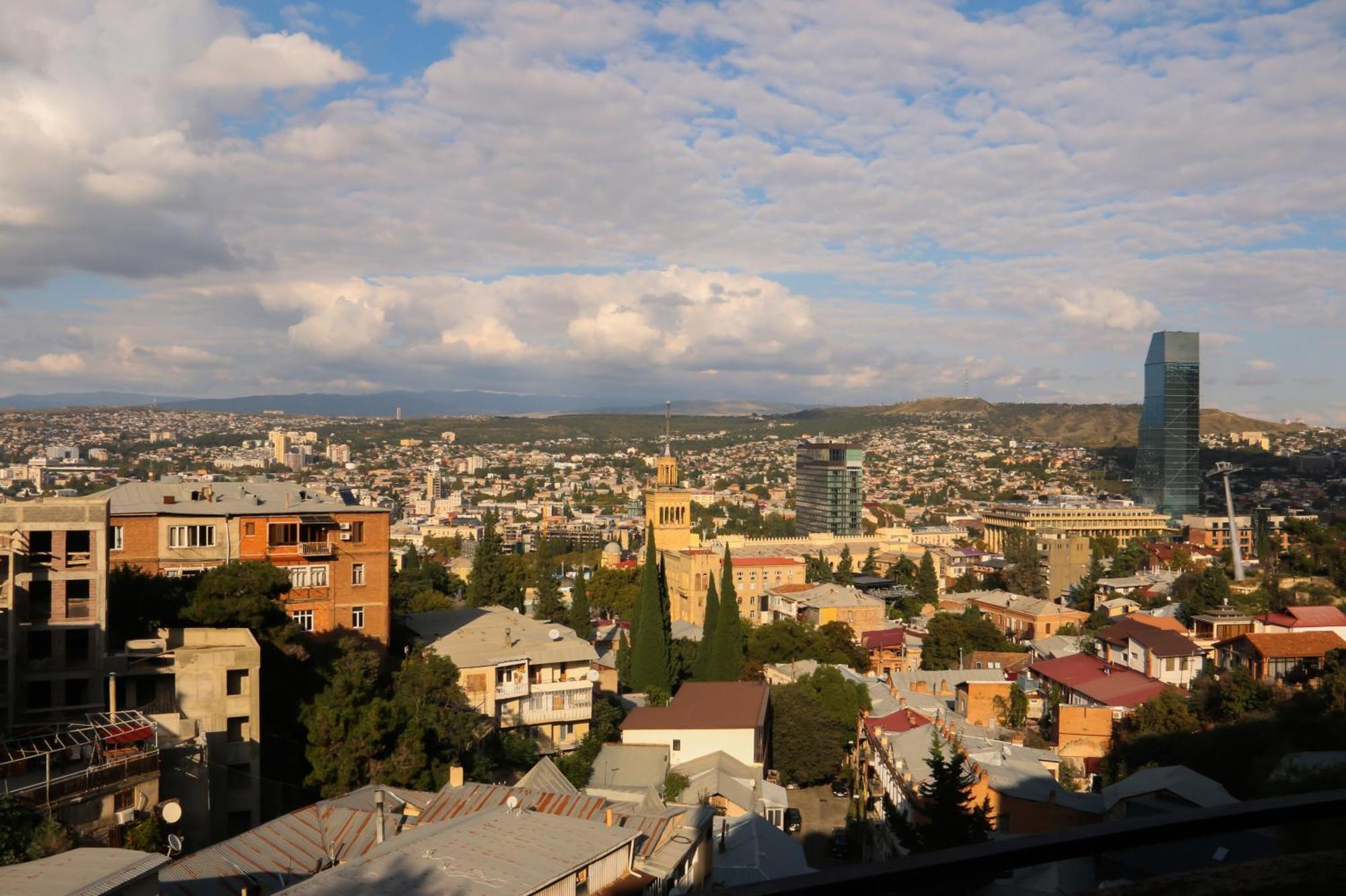 Urban Lodge Hotel Rooms And Suits Τυφλίδα Εξωτερικό φωτογραφία